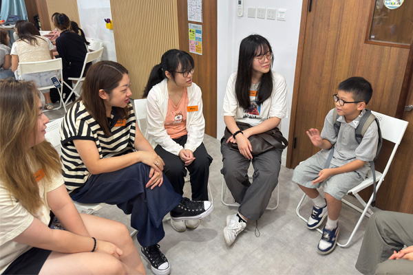 培育員工子女計劃的相片